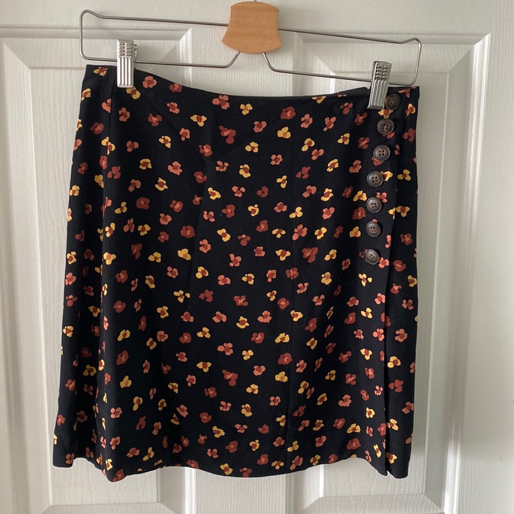 Madewell floral skirt. Size 2. Worn only a couple times.